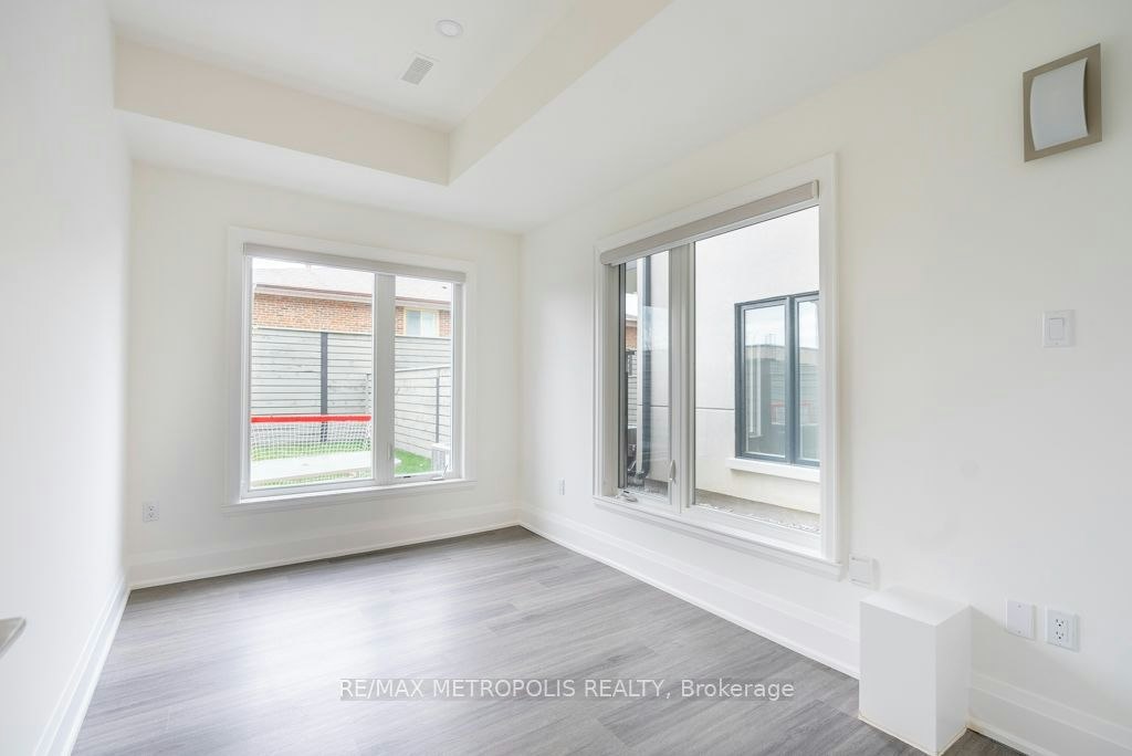LOWER-25 Antonio Court, Toronto, ON, M9L 2J7 - 13