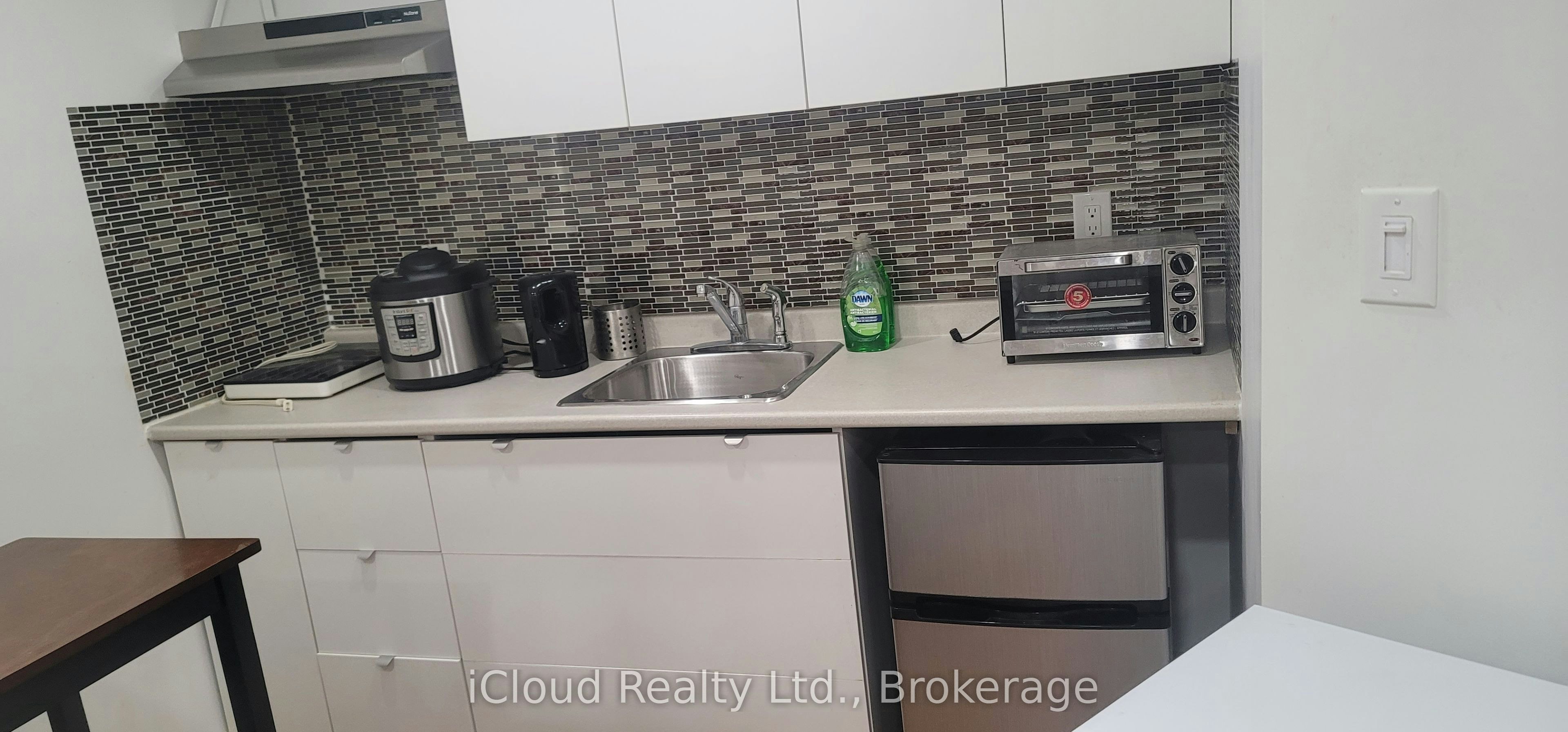 12 Scribner Court, Brampton, ON, L6Z 2N1 - 3