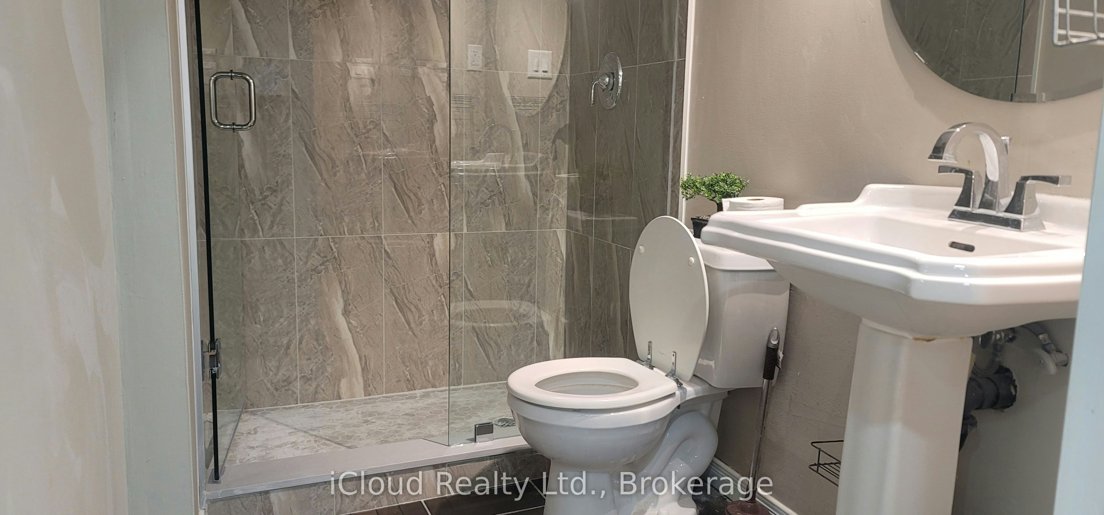 12 Scribner Court, Brampton, ON, L6Z 2N1 - 7