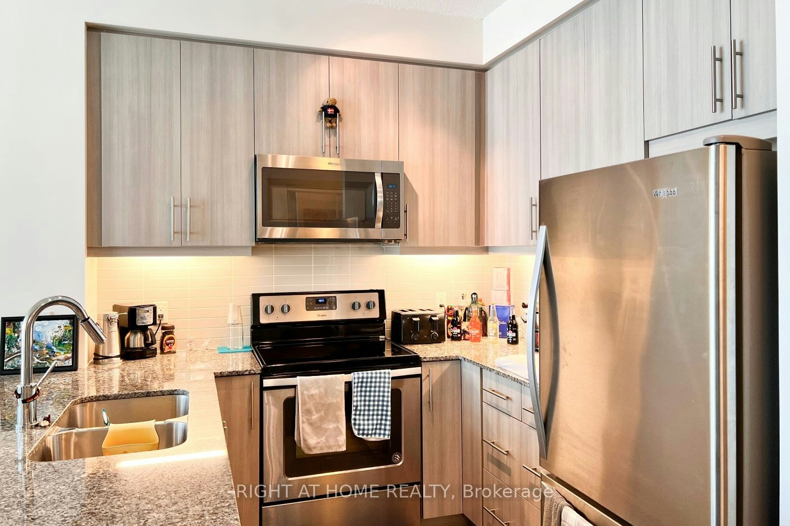 710-3975 Grand Park Drive, Mississauga, ON, L5B 0K4 - 4