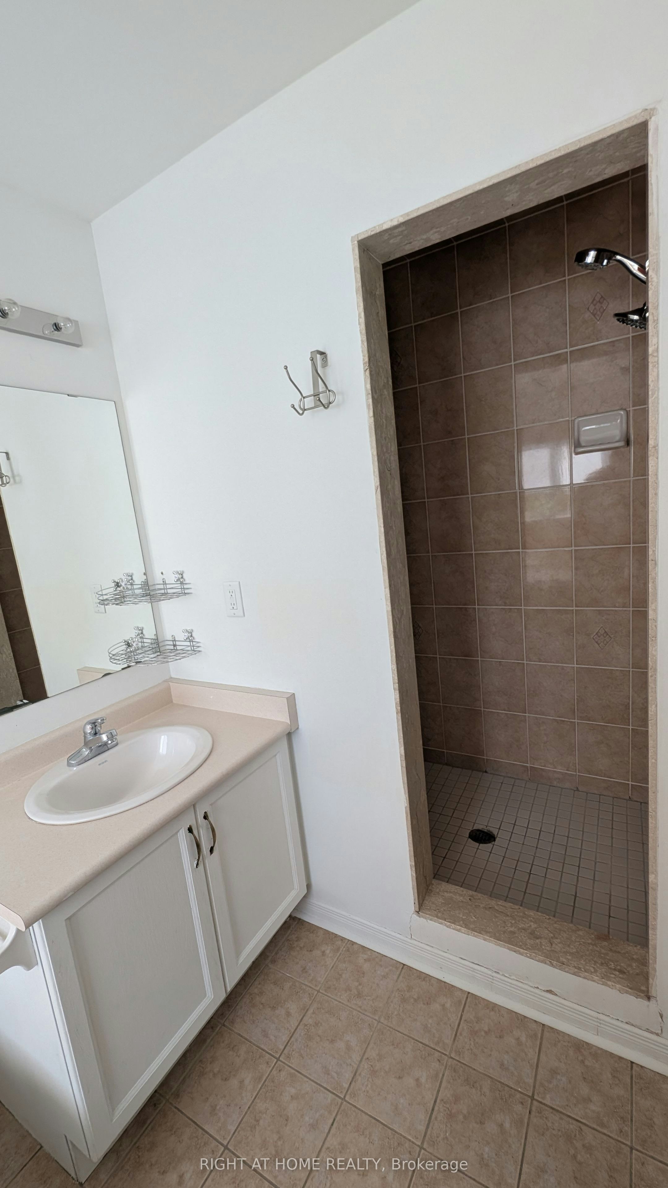 24-770 Othello Court, Mississauga, ON, L5W 1Y2 - 22