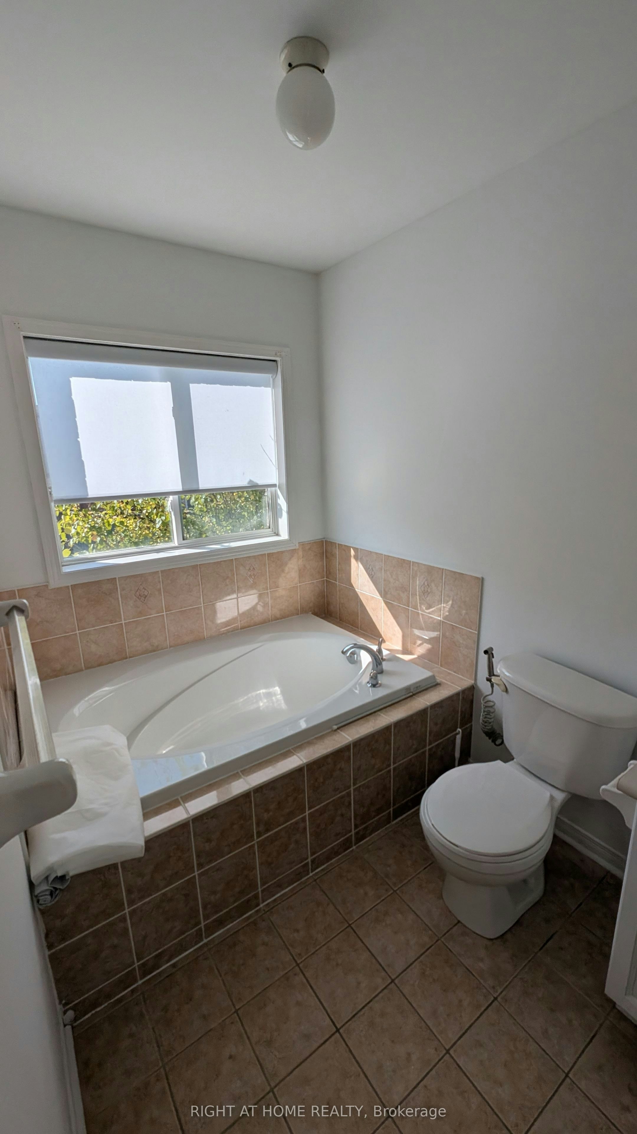 24-770 Othello Court, Mississauga, ON, L5W 1Y2 - 25