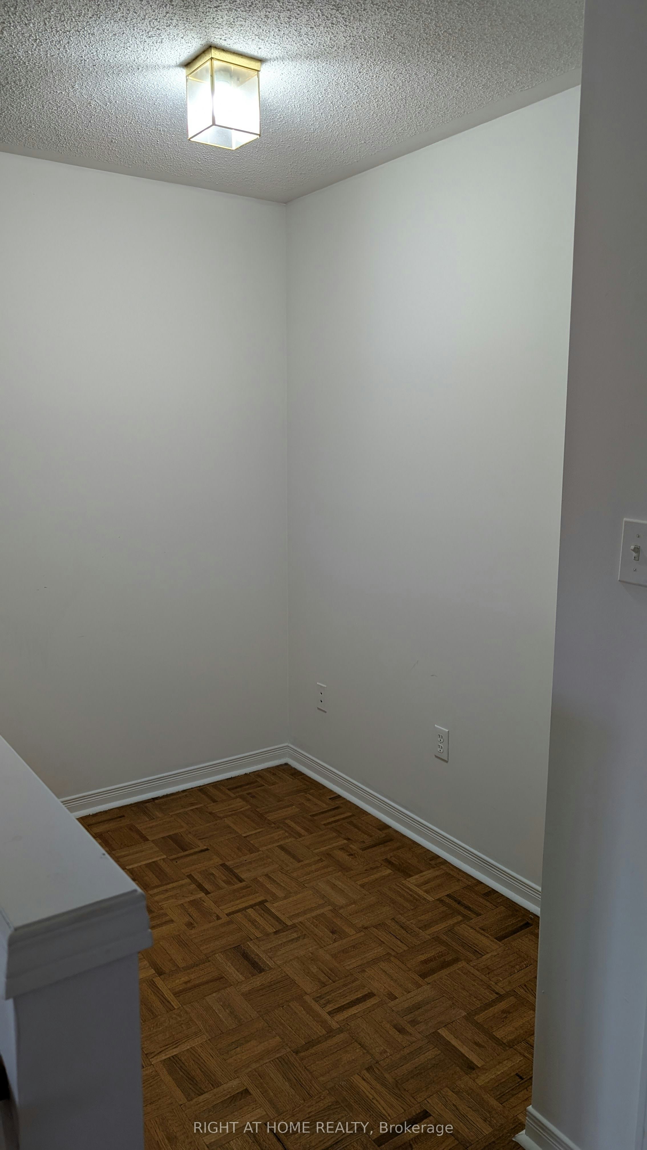 24-770 Othello Court, Mississauga, ON, L5W 1Y2 - 11