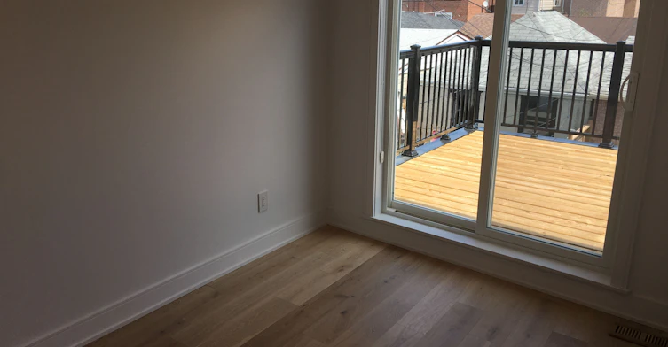 Upper-127 Harvie Avenue, Toronto, ON, M6E 4K5 - 14