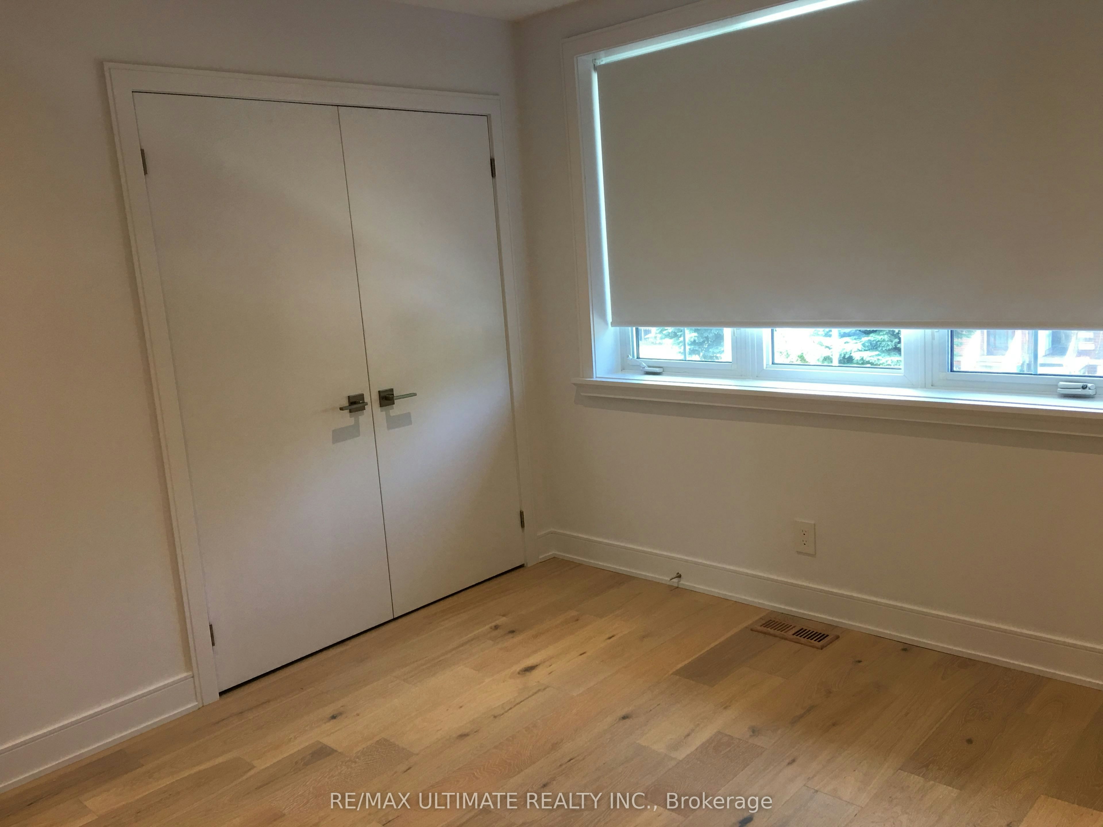 Upper-127 Harvie Avenue, Toronto, ON, M6E 4K5 - 11