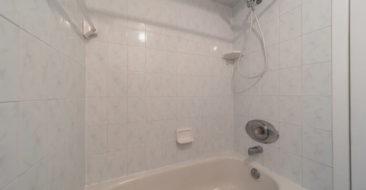 Main-862 Ossington Avenue, Toronto, ON, M6G 3V1 - 8