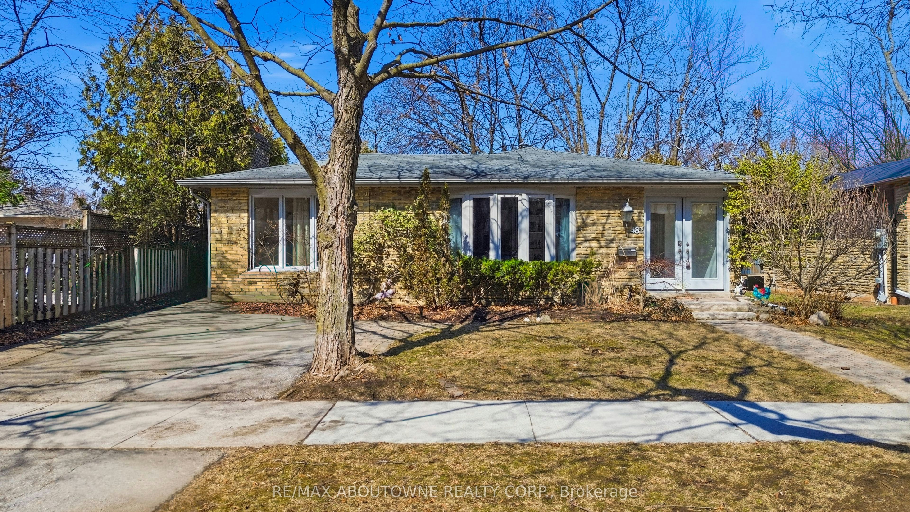 481 Anthony Drive, Oakville, ON, L6J 2K6