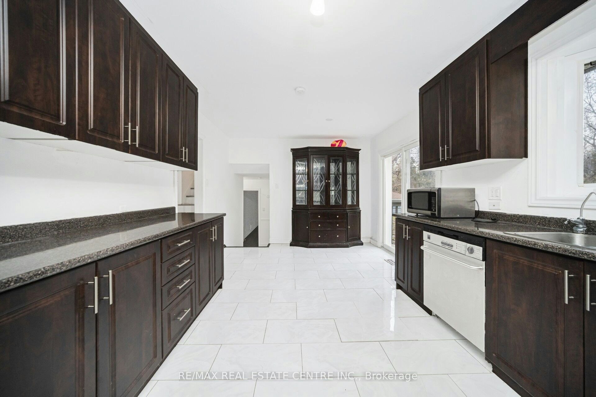 15095 Dixie Road, Caledon, ON, L7C 2N1 - 11