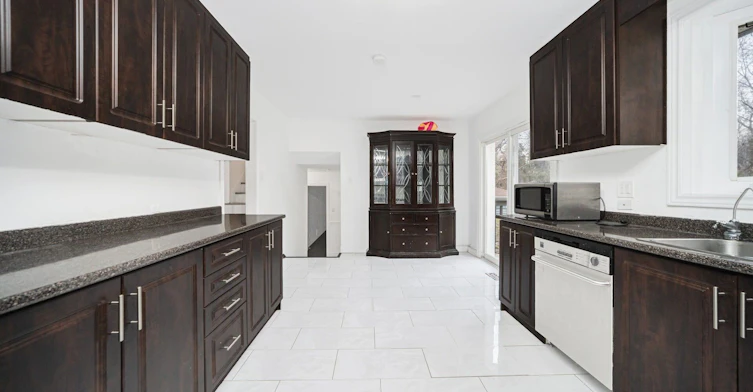 15095 Dixie Road, Caledon, ON, L7C 2N1 - 11