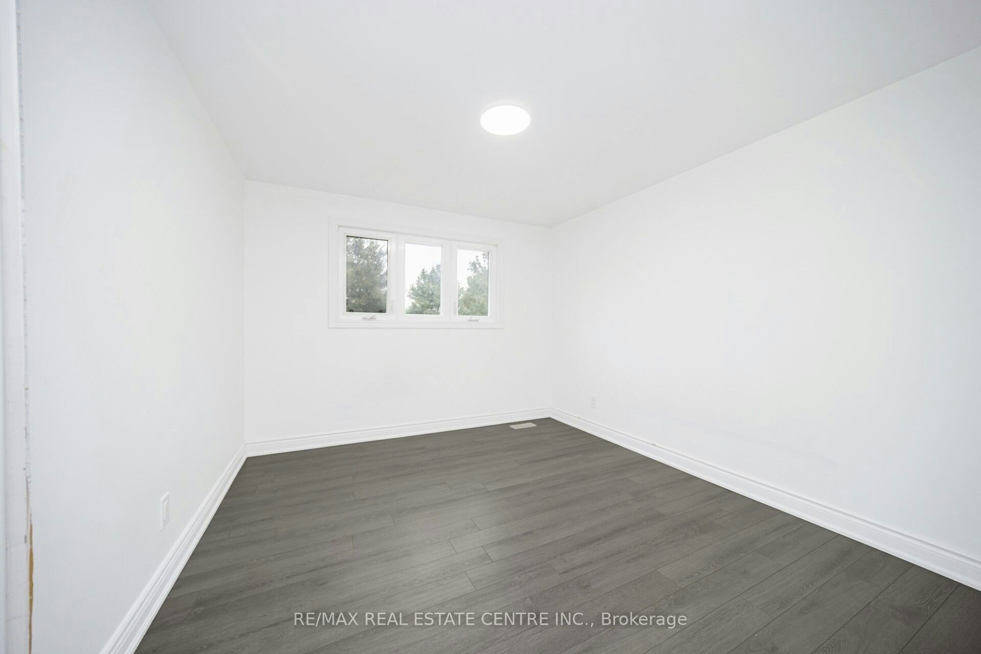 15095 Dixie Road, Caledon, ON, L7C 2N1 - 19