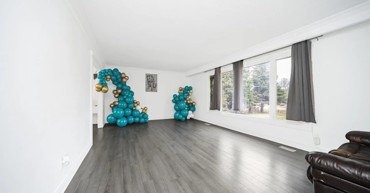 15095 Dixie Road, Caledon, ON, L7C 2N1 - 5