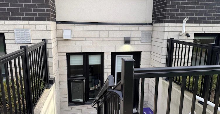 214-1137 Cooke Boulevard, Burlington, ON, L7T 0C3 - 3