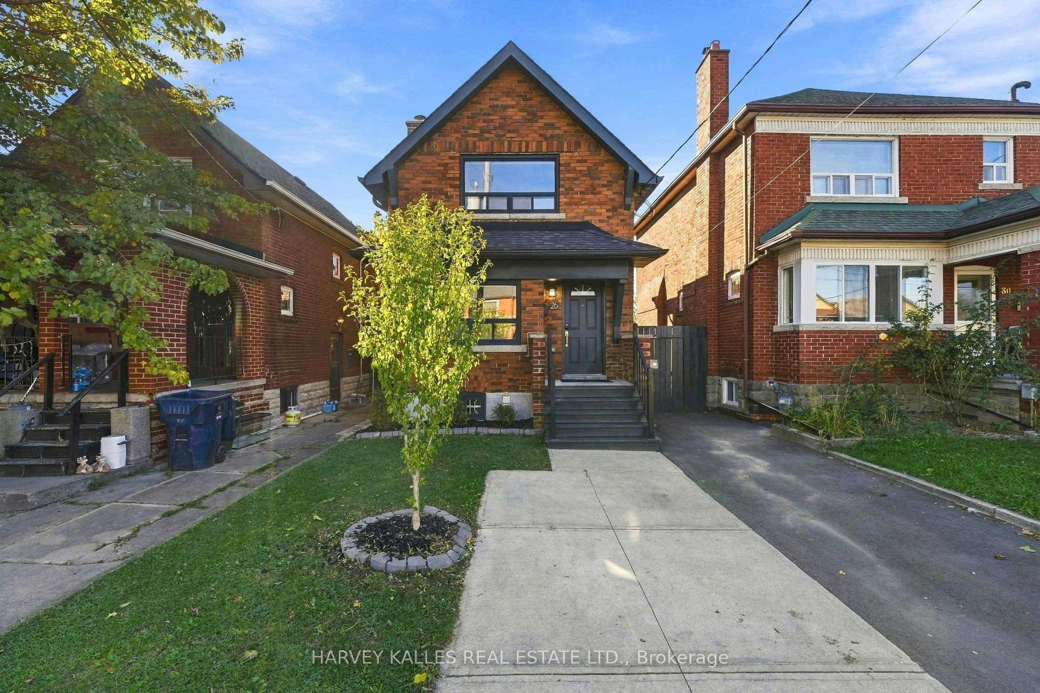 26 Miranda Avenue, Toronto, ON, M6E 4G2