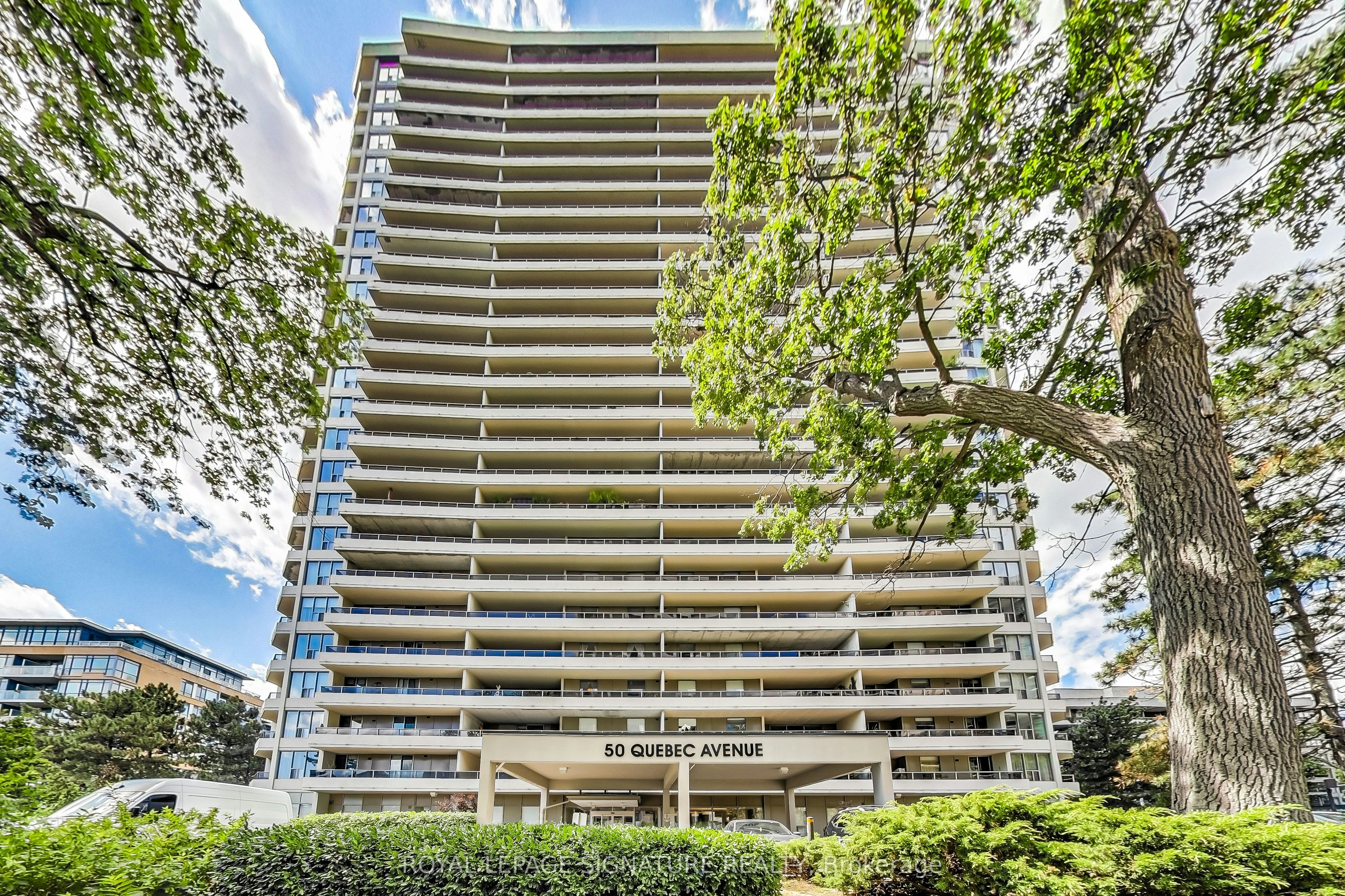 2205-50 Quebec Avenue, Toronto, ON, M6P 4B4