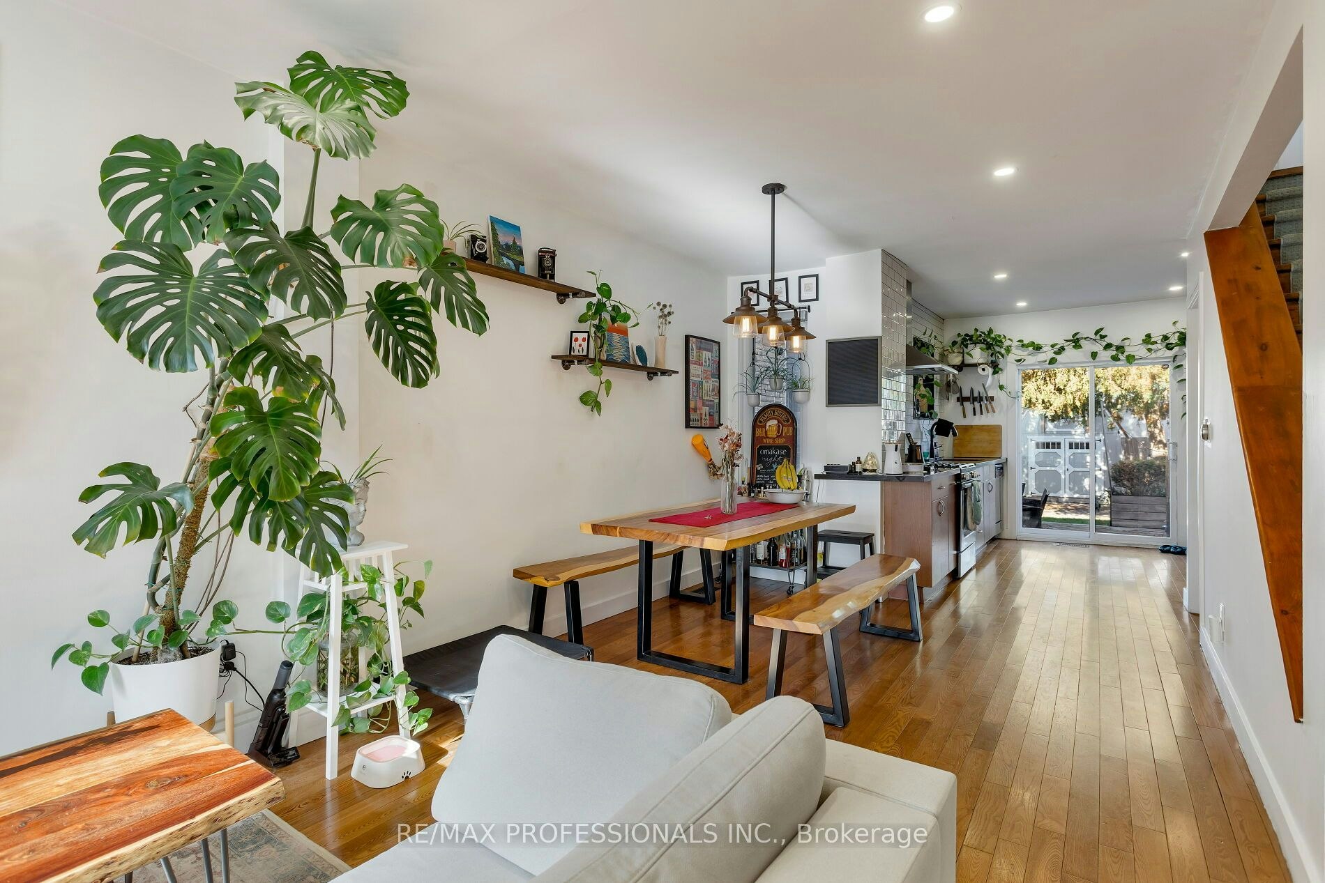44 Mccormack Street, Toronto, ON, M6N 1X6