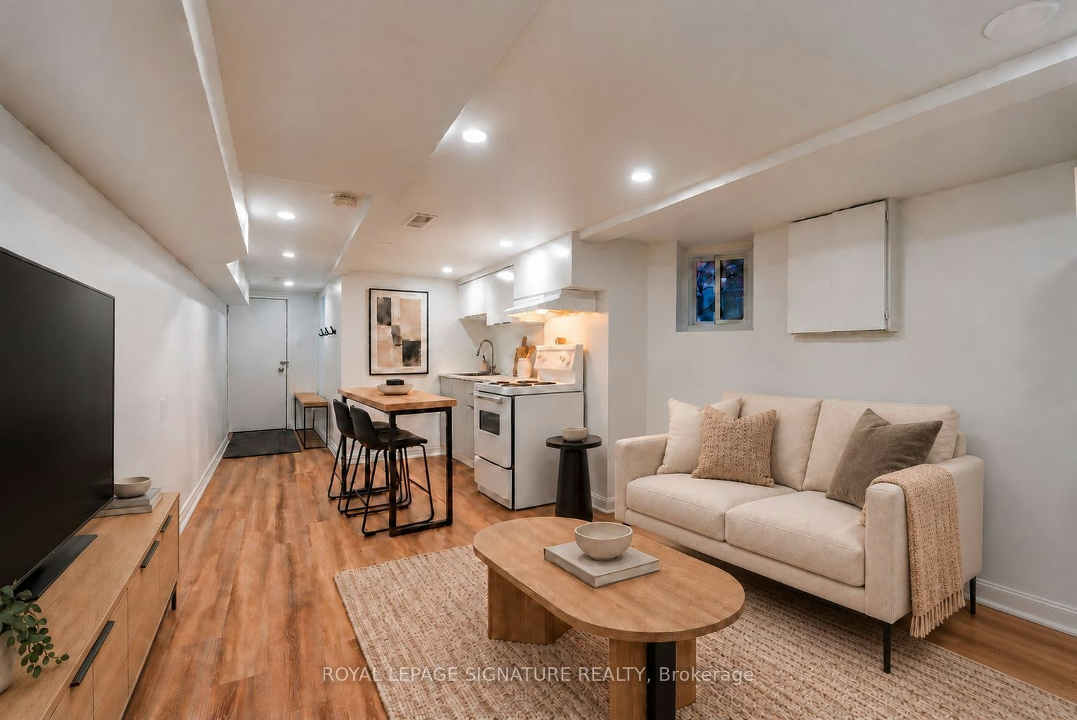 Lower-1043 Ossington Avenue, Toronto, ON, M6G 3V9 - 2