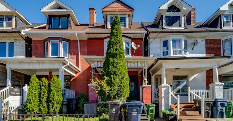 Lower-1043 Ossington Avenue, Toronto, ON, M6G 3V9 - 9