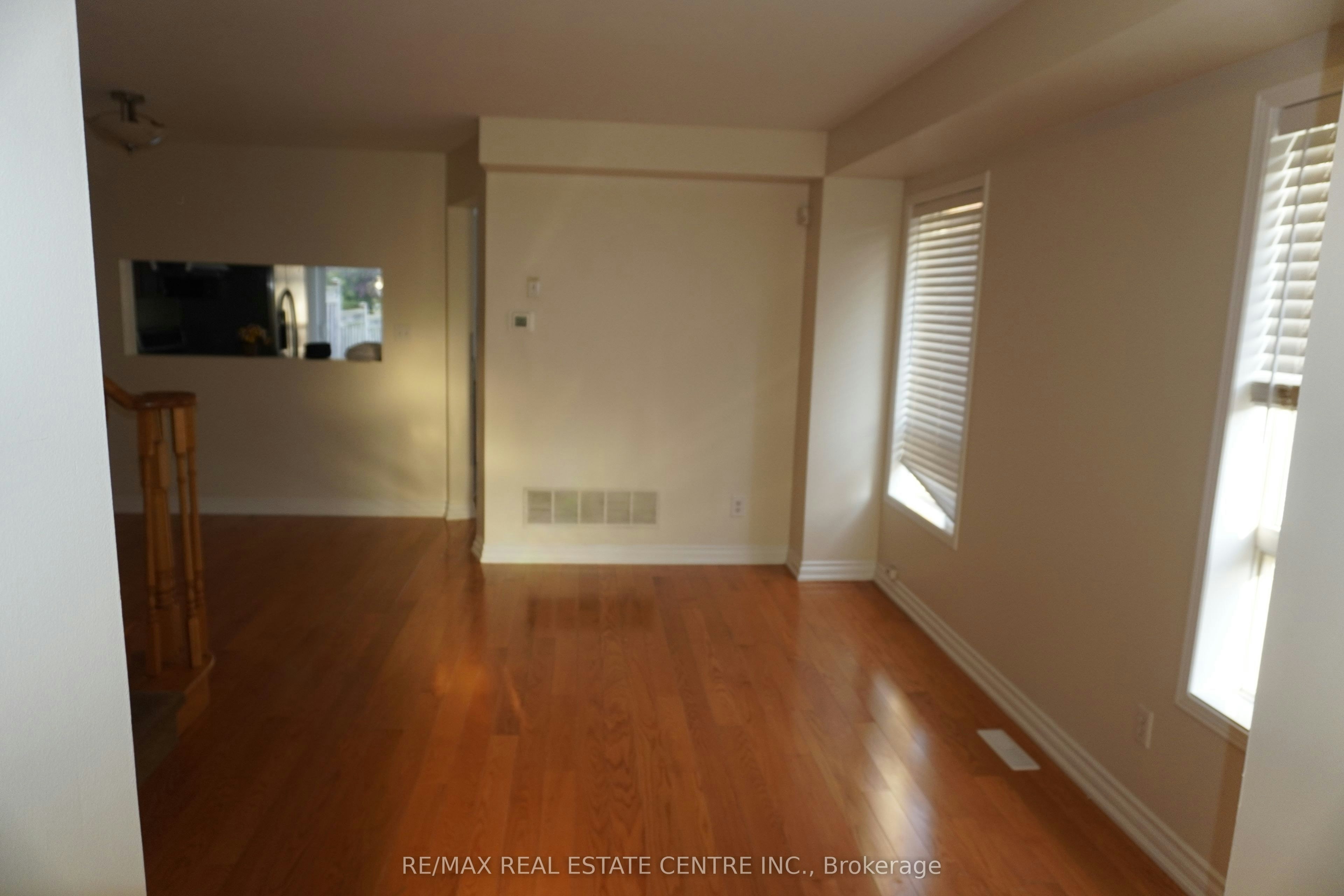 858 Bethany Crescent, Mississauga, ON, L5V 3B9 - 5