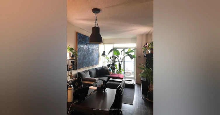 411-2 Old Mill Drive, Toronto, ON, M6S 7Z8 - 8