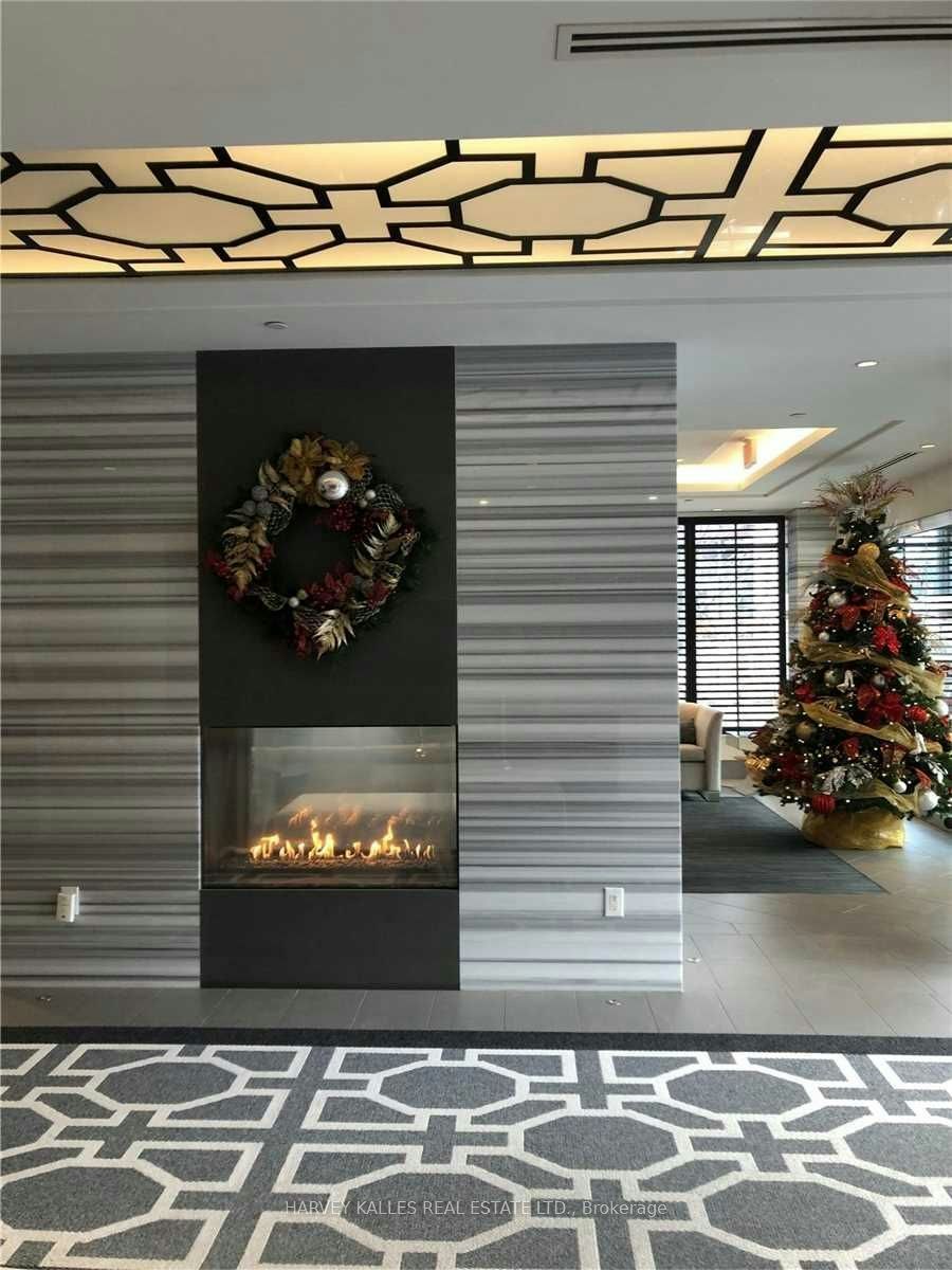 411-2 Old Mill Drive, Toronto, ON, M6S 7Z8 - 2