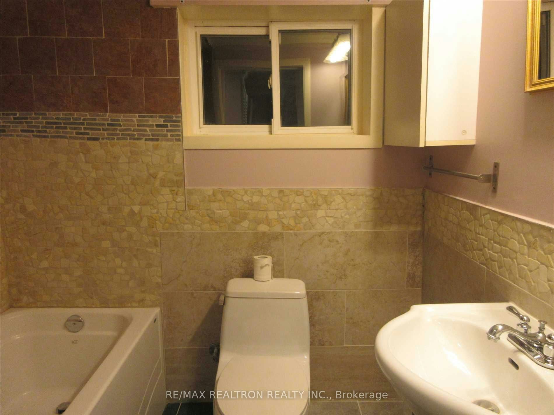 Bsmnt-3876 Teeswater Road, Mississauga, ON, L4T 3L1 - 8