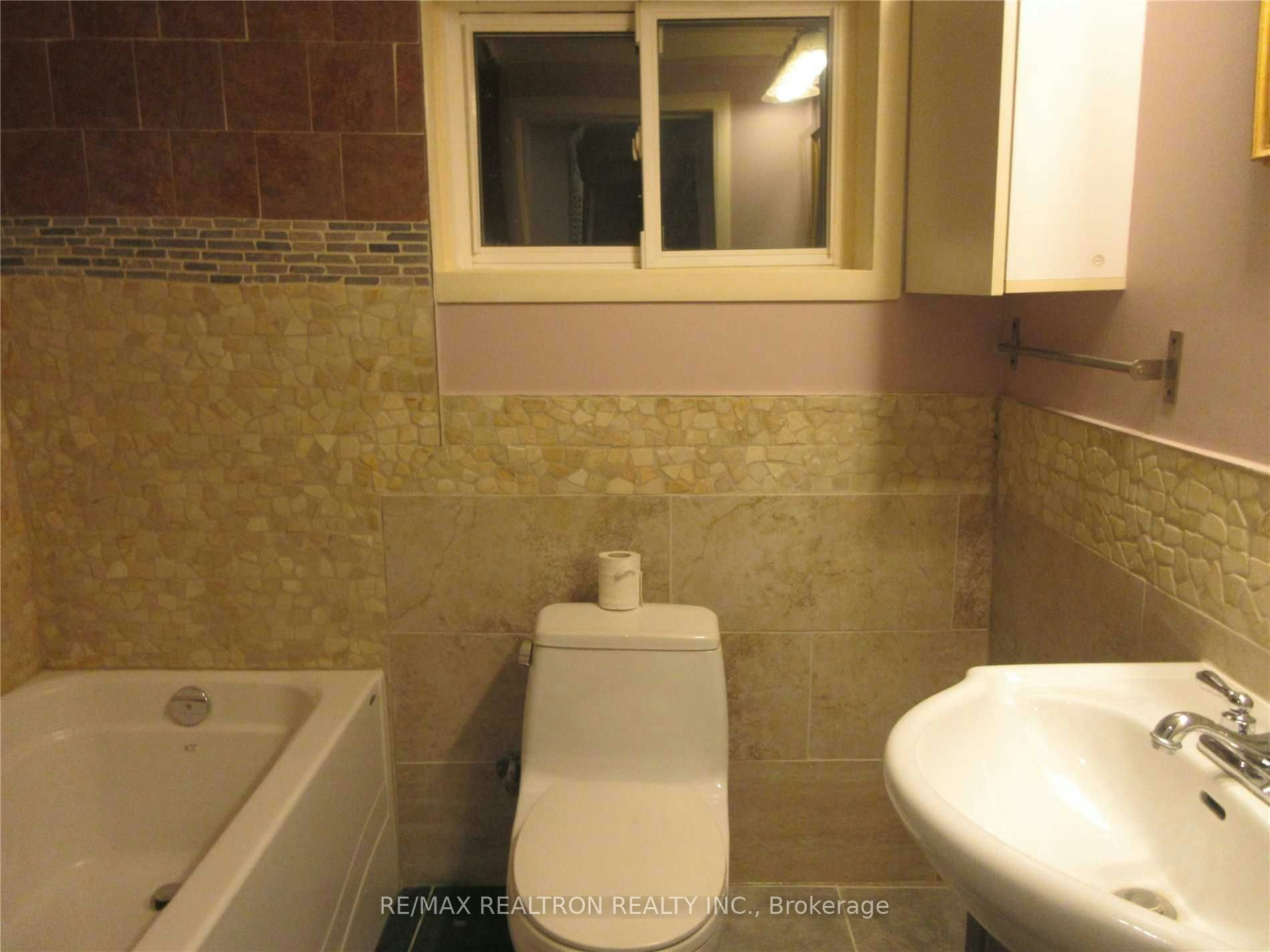 Bsmnt-3876 Teeswater Road, Mississauga, ON, L4T 3L1 - 9
