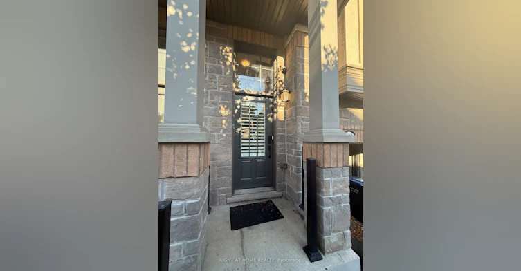 1142 Beachcomber Road, Mississauga, ON, L5G 0B5 - 3