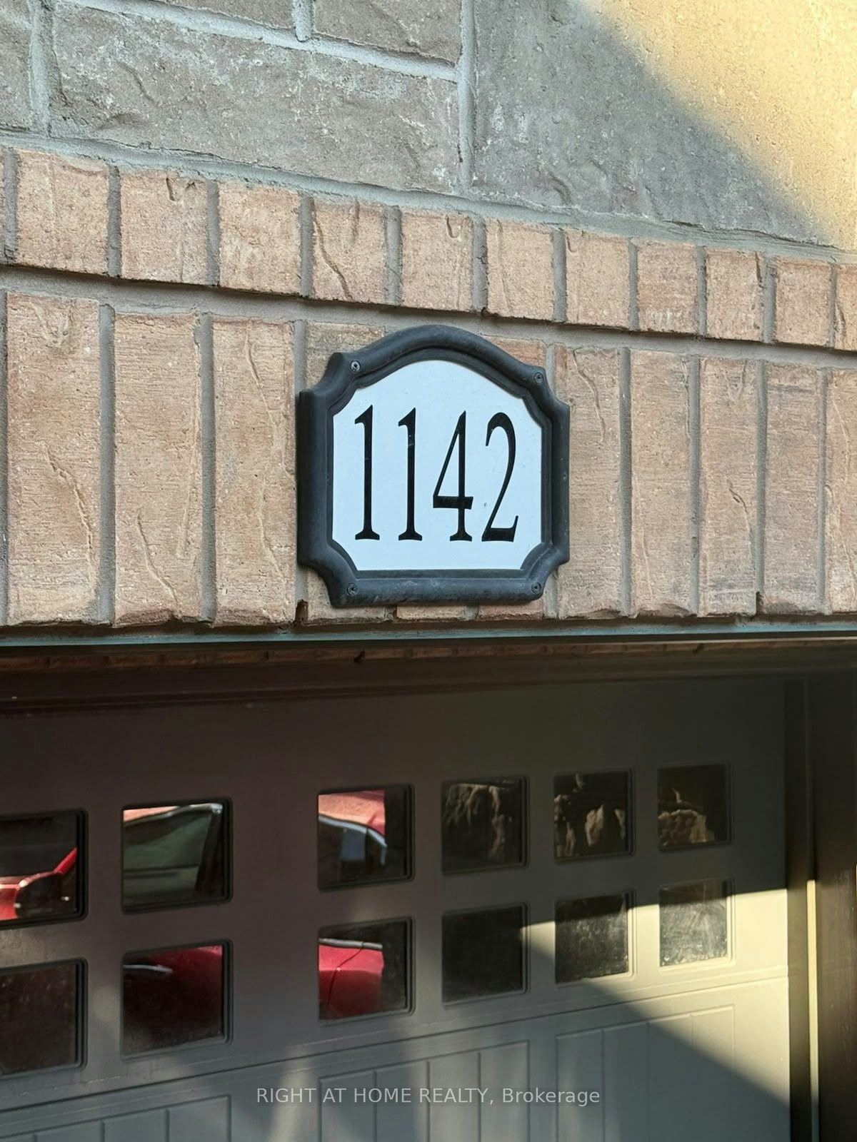 1142 Beachcomber Road, Mississauga, ON, L5G 0B5 - 2