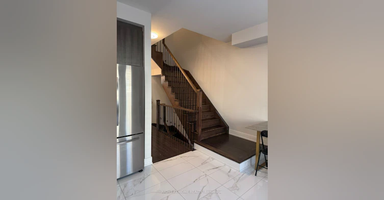 1142 Beachcomber Road, Mississauga, ON, L5G 0B5 - 14