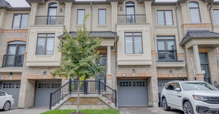 1142 Beachcomber Road, Mississauga, ON, L5G 0B5