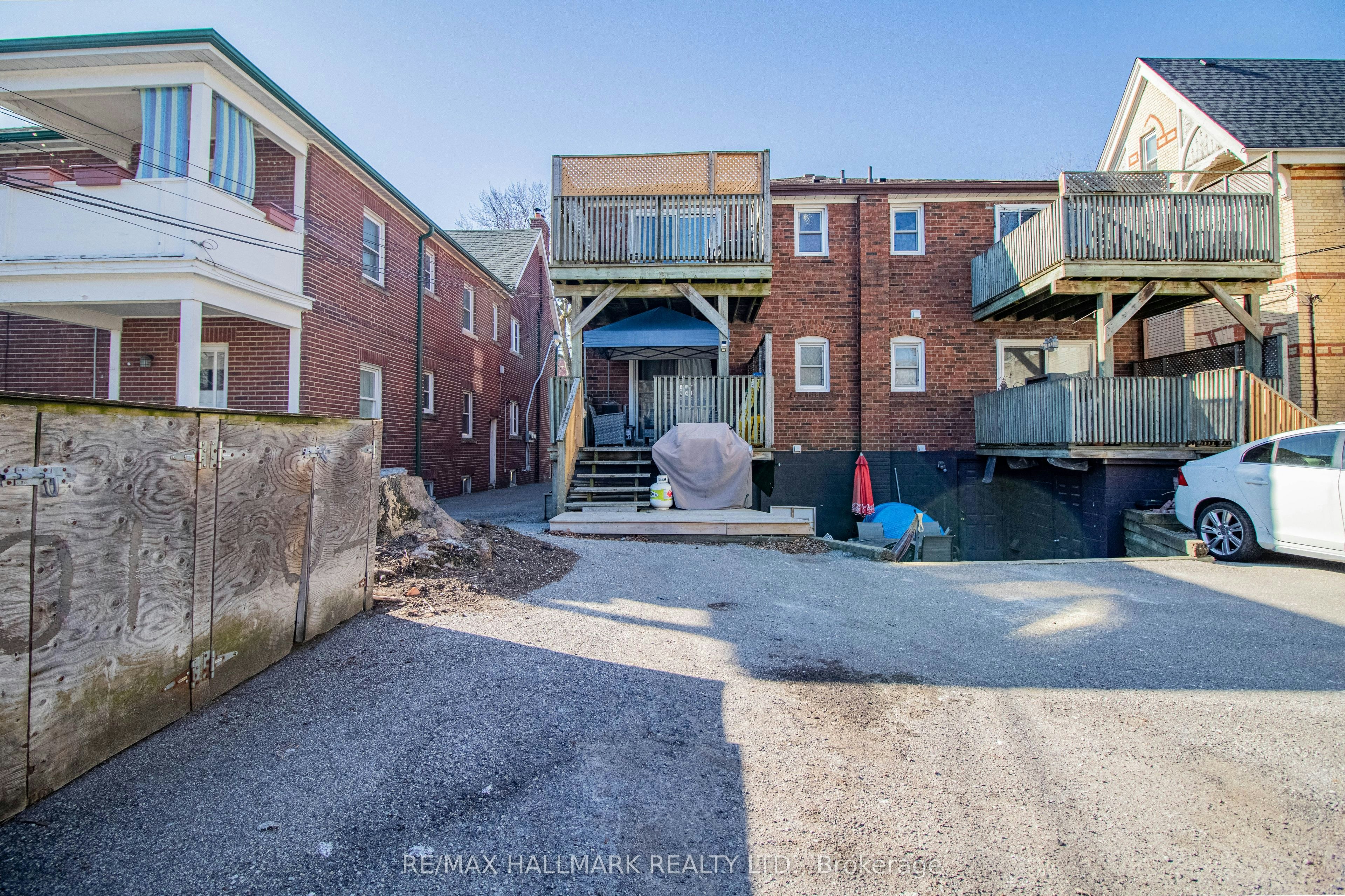 300-123 Dunn Avenue, Toronto, ON, M6K 2R8 - 10