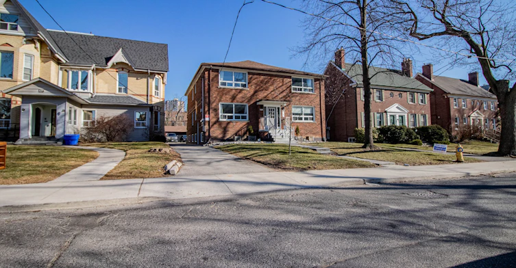 300-123 Dunn Avenue, Toronto, ON, M6K 2R8 - 18