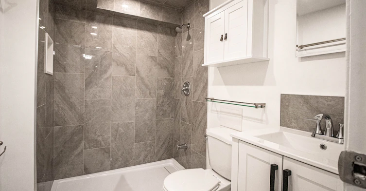 300-123 Dunn Avenue, Toronto, ON, M6K 2R8 - 7