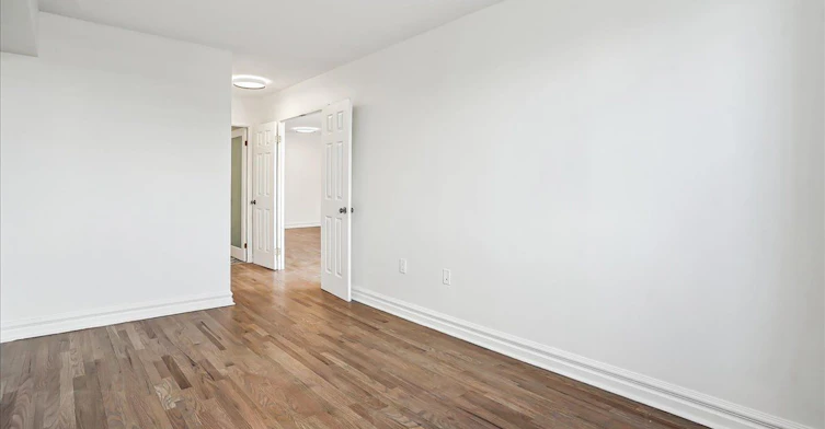 215-221 Robinson Street, Oakville, ON, L6J 7N9 - 17