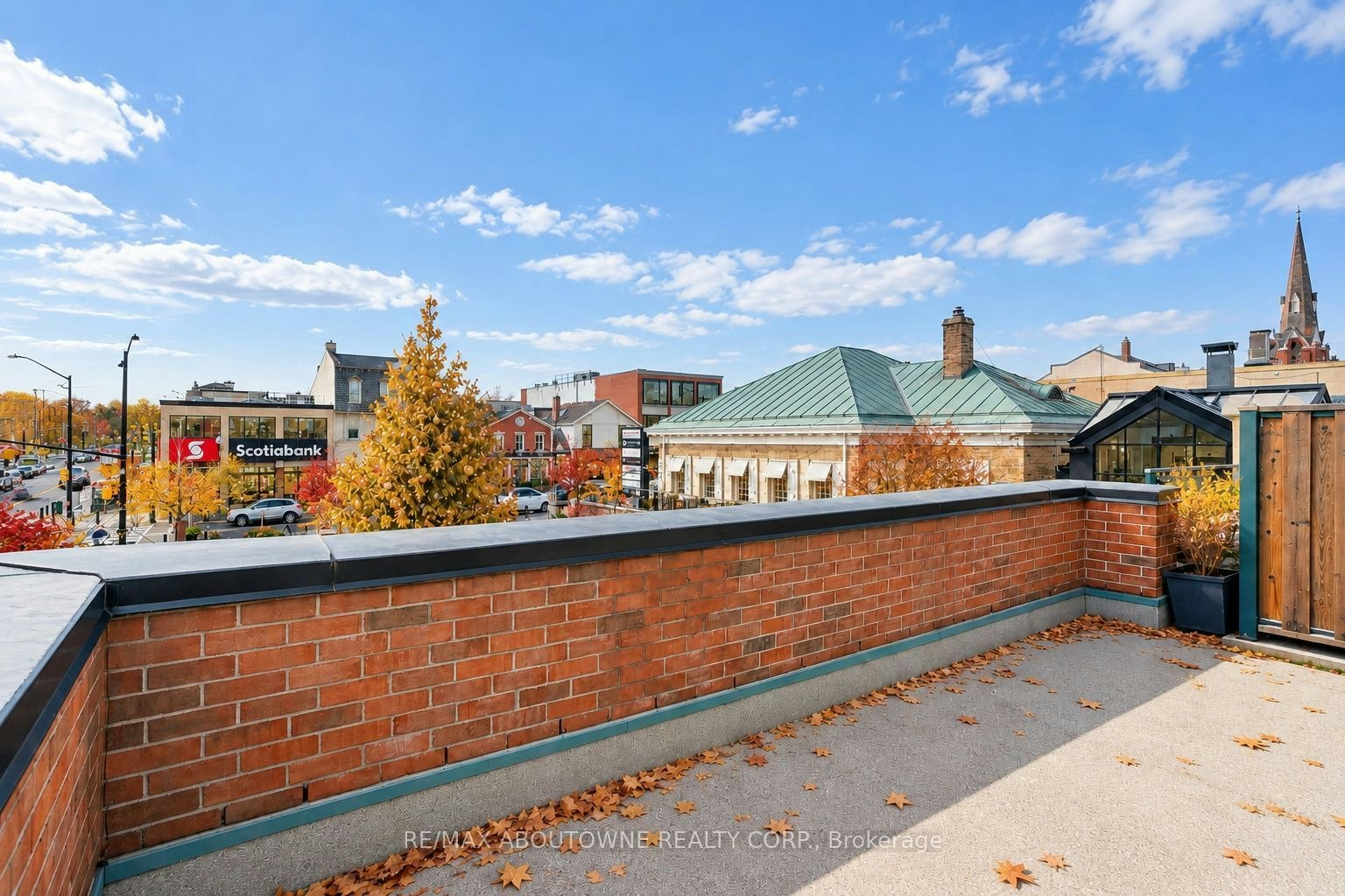 215-221 Robinson Street, Oakville, ON, L6J 7N9 - 31