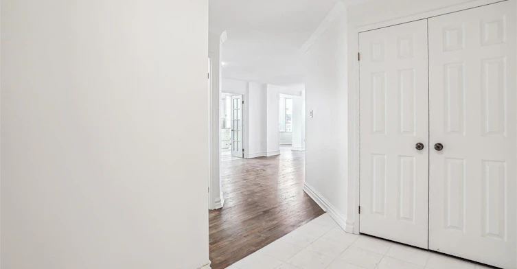 215-221 Robinson Street, Oakville, ON, L6J 7N9 - 3
