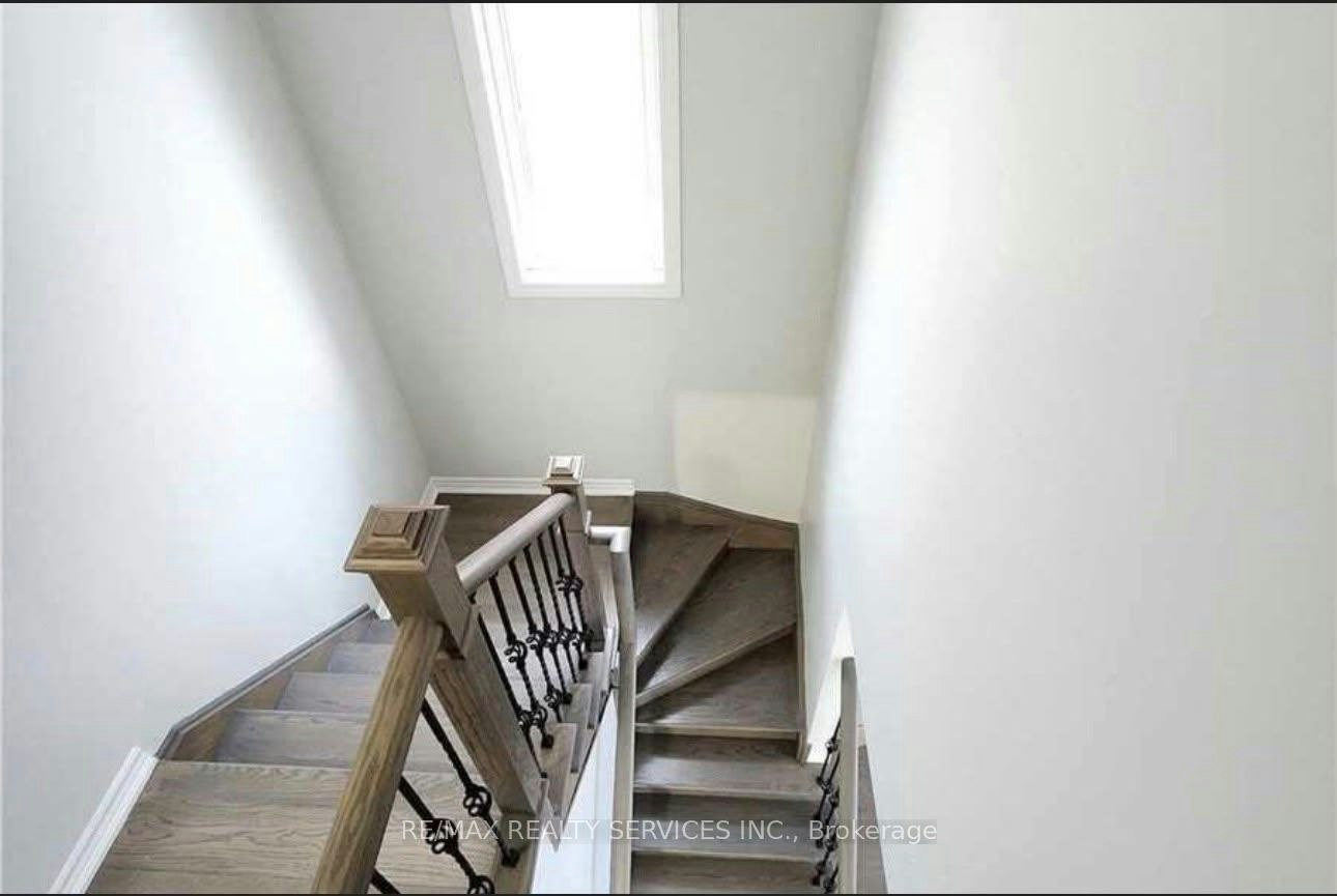 91 Daden Oaks Drive, Brampton, ON, L6P 3R9 - 7