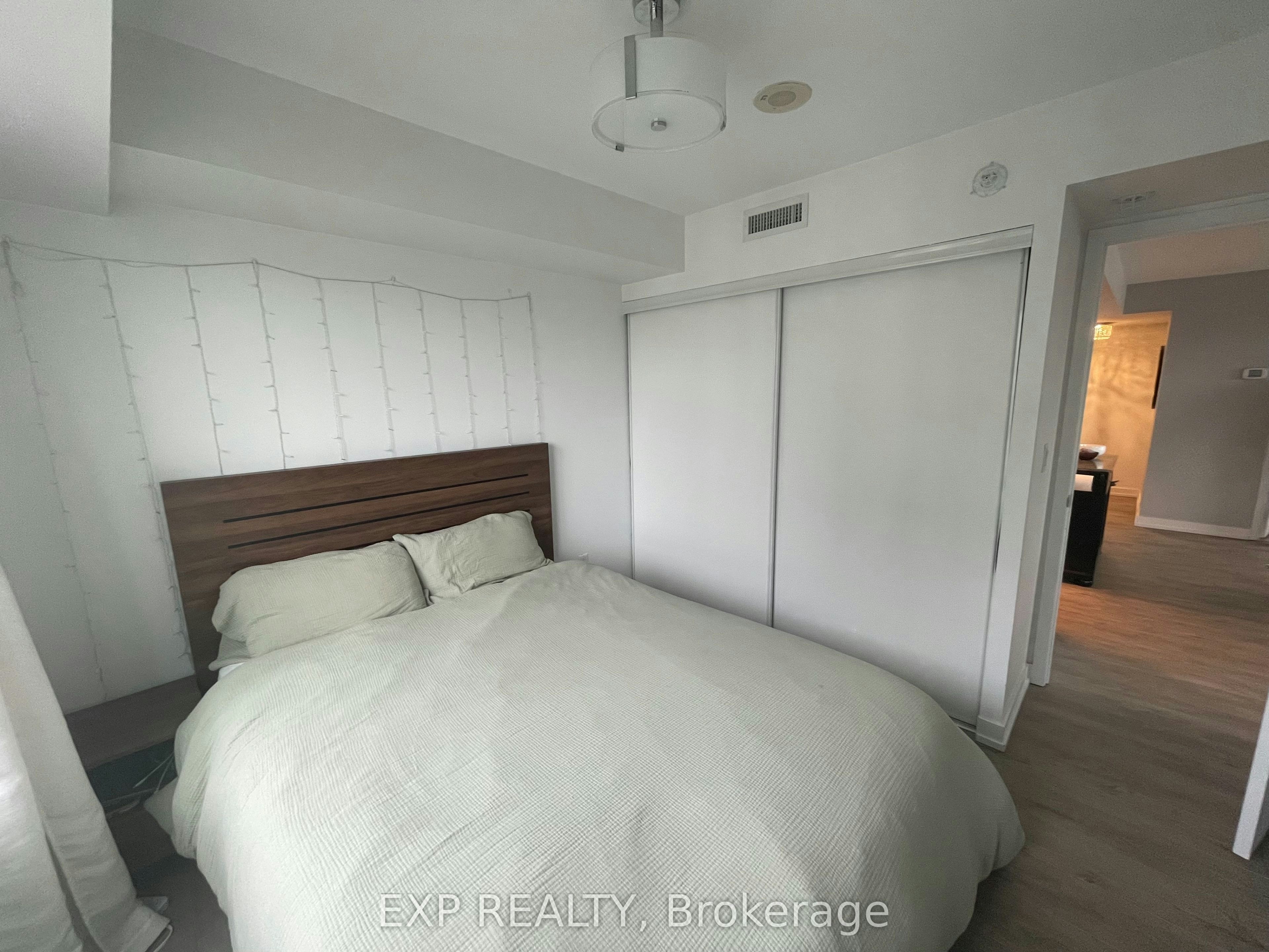 1806-1410 Dupont Street, Toronto, ON, M6H 0B6 - 11