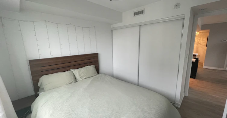 1806-1410 Dupont Street, Toronto, ON, M6H 0B6 - 11