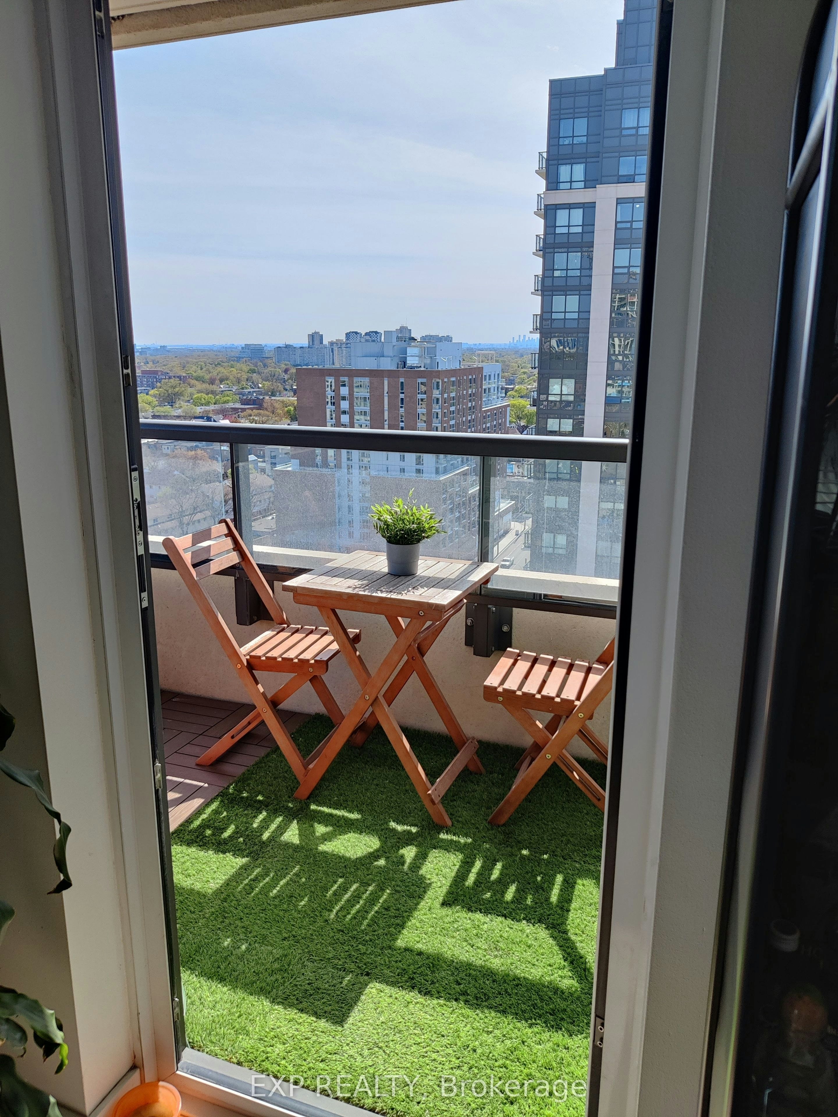 1806-1410 Dupont Street, Toronto, ON, M6H 0B6 - 16