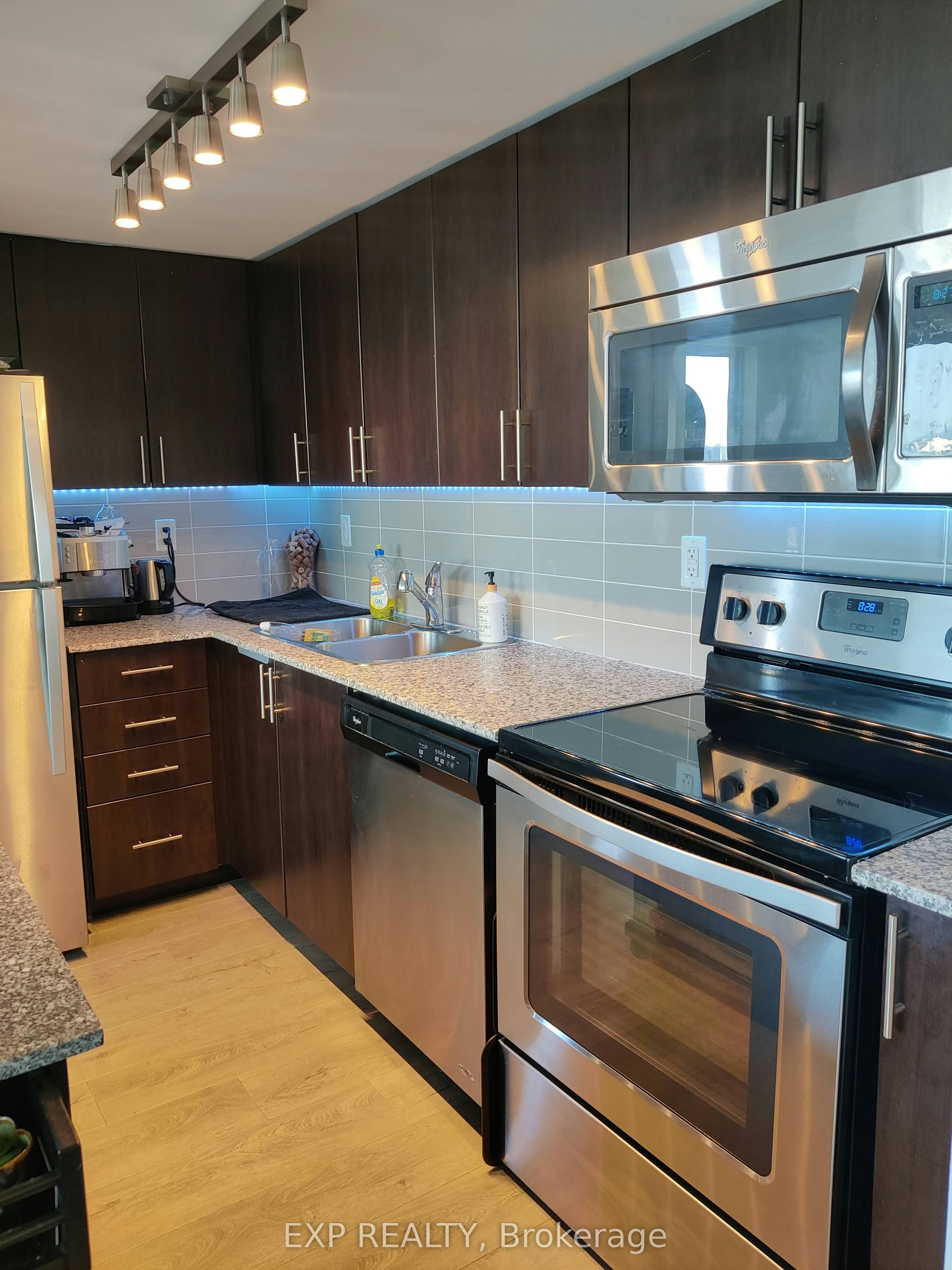 1806-1410 Dupont Street, Toronto, ON, M6H 0B6 - 7