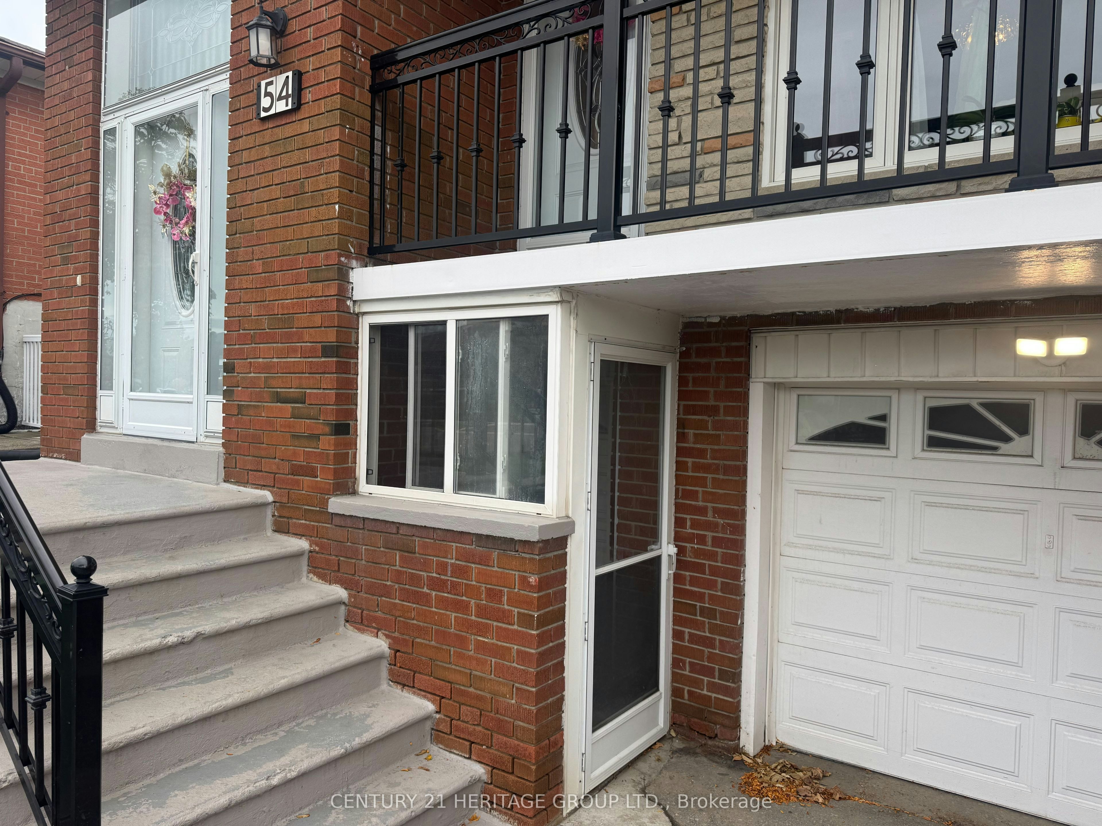 54 Petiole Road, Toronto, ON, M3N 2B4