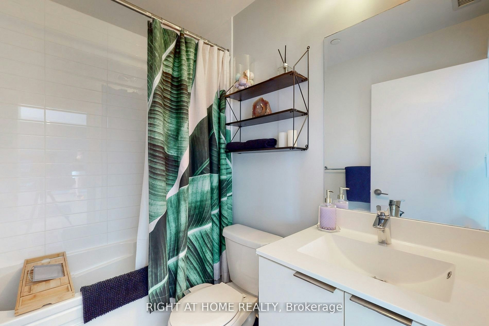 1318-30 Shore Breeze Drive, Toronto, ON, M8V 0J1 - 16