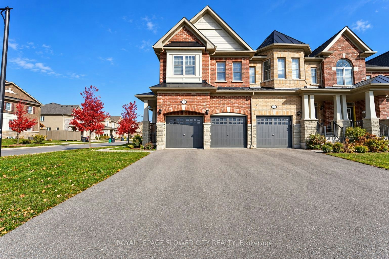85 Finegan Circle, Brampton, ON, L7A 4Z8