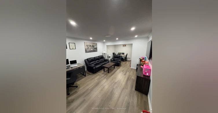 210 Harold Street, Brampton, ON, L6Y 2G2 - 3
