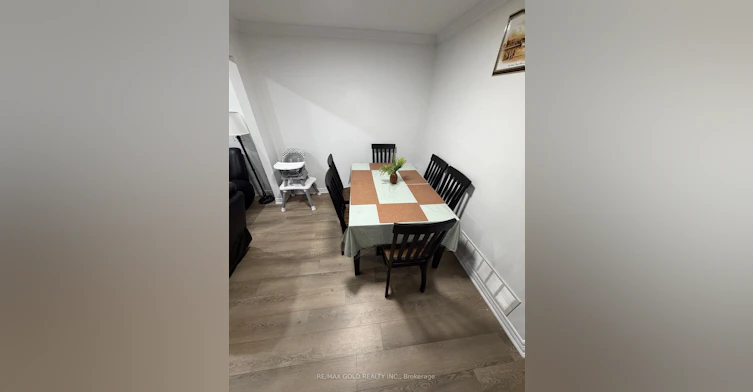 210 Harold Street, Brampton, ON, L6Y 2G2 - 4
