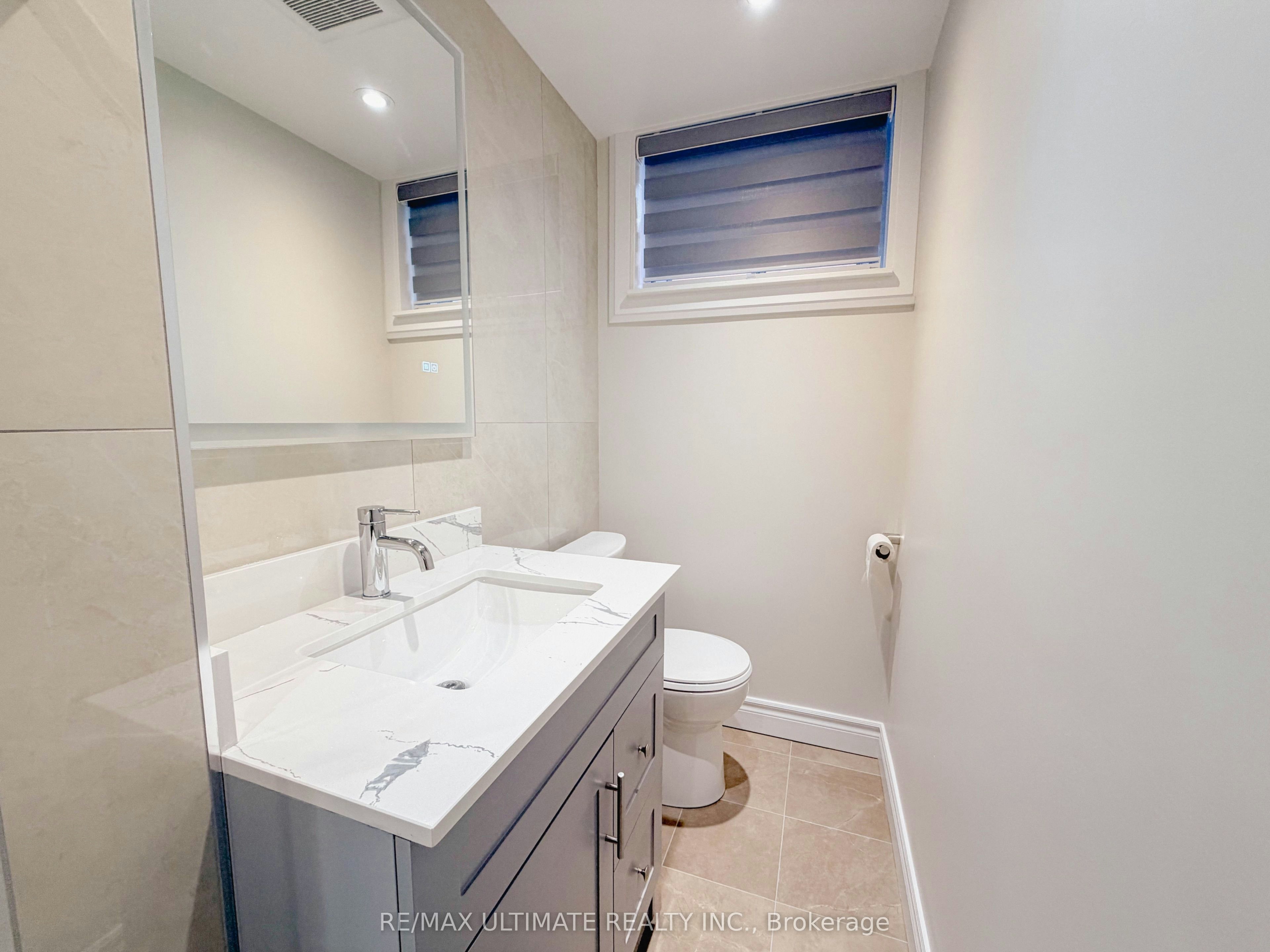 Lower-1077 Glencairn Avenue, Toronto, ON, M6B 2B1 - 7