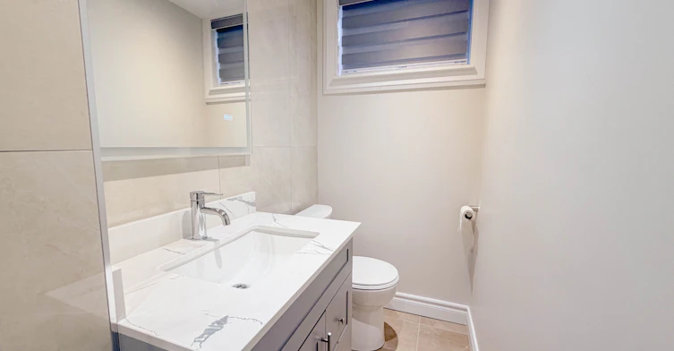 Lower-1077 Glencairn Avenue, Toronto, ON, M6B 2B1 - 7