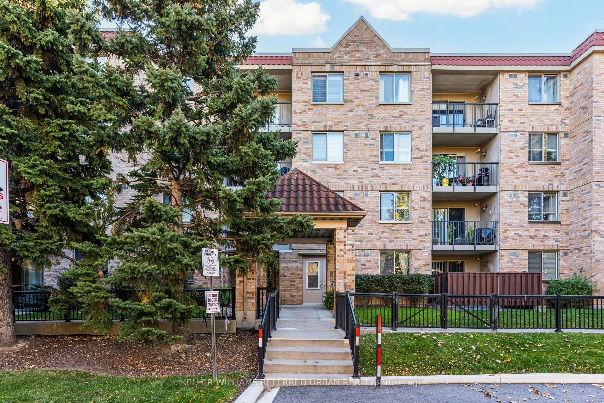 108-3499 Upper Middle Road, Burlington, ON, L6M 4M7