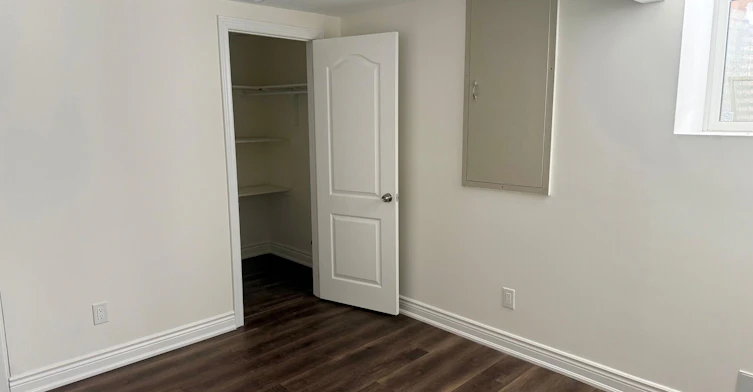 Bsmt-1527 Princelea Place, Mississauga, ON, L5M 3N9 - 5